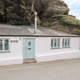 Primary image 1 Smugglers Cottage, Deviock Hotels