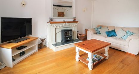 Others 2 Greenham Cottage