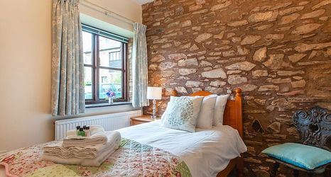 기타 2 Rainsbury House