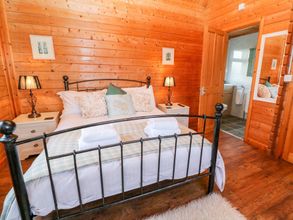 Lain-lain 4 Borah Lodge