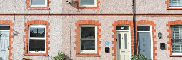 Others Shamrock Cottage