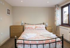 Lainnya 2 Little May