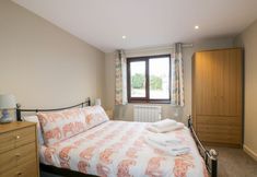 Lainnya 7 Little May