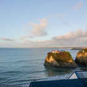 Primary image 1 Onshore 6 - Newquay Towan Beach View, Deviock Hotels