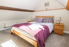 Others 7 Ffrwdd Galed Uchaf