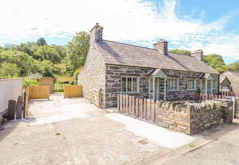 Others Ffrwdd Galed Uchaf