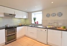 อื่นๆ 3 Cefn Isaf