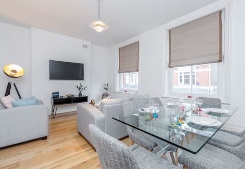 Others Deluxe 4 BR Oxford Circus Apartment with Terrace