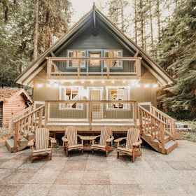 Primary image 1 49sl - Hot Tub - Wifi - Fireplace - Sleeps 10 3 Bedroom Home by Redawning, Whatcom County Hotels