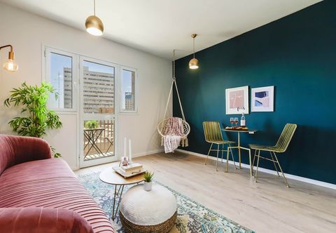 อื่นๆ New - Trendy One Bedroom Apt, Most Popular Area