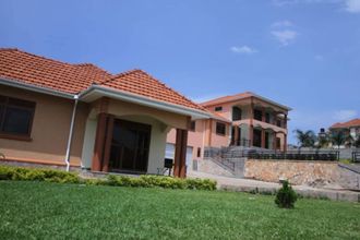其他 4 Precious Villas Lubowa