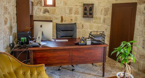 기타 2 Zeydem Suites