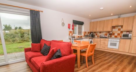 Lain-lain 2 64 Waterside