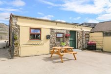 Others The Old Cows House