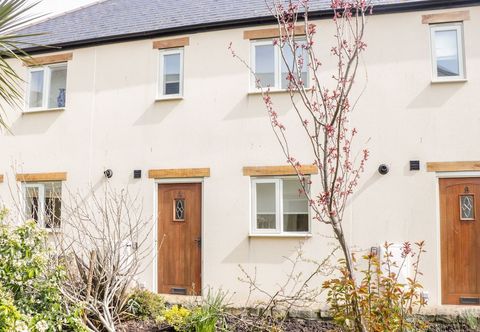 Lain-lain 9 Malthouse Court