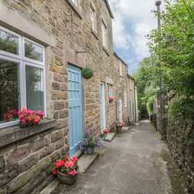 Primary image 1 Cutlers Cottage, Baslow and Bubnell Hotels