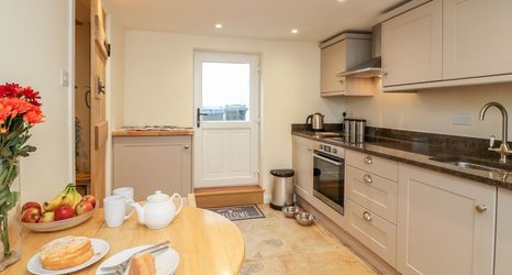 Others 2 Tilly's Cottage