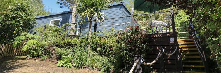 Lain-lain Palm Lodge