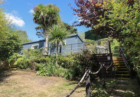 Lain-lain Palm Lodge