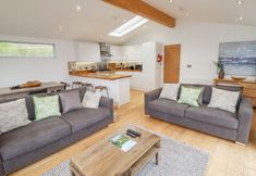 Lain-lain 7 6 Valley View