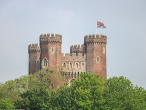 Khác 4 8 Castle View