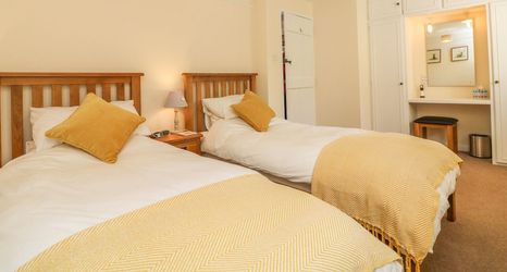 Lain-lain 2 Upper Barn Cottage