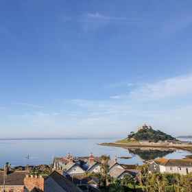 Primary image 1 Ocean View, Deviock Hotels