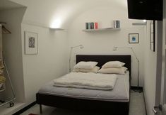 Others 2 La Scala Within a Stunning 13th Century Setting