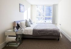 기타 4 River View Apartment