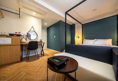Others 6 Hotel Moon