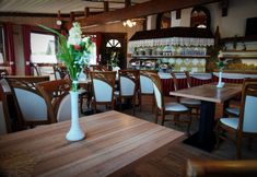 อื่นๆ 3 Górski Pałacyk