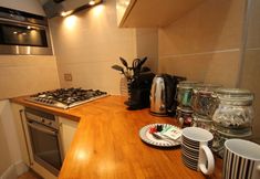 Lainnya 4 Cosy Studio Oxford Street Best Location