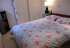 Others 3 Rosehip Cottage