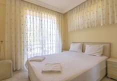 Others 6 Aqua Apartments