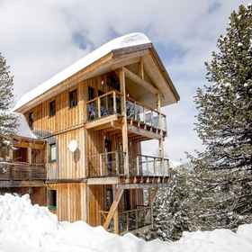 Primary image 1 Quiet Chalet in Turracherhöhe with Sauna & Indoor Hot Tub, Sankt Georgen ob Murau Hotels