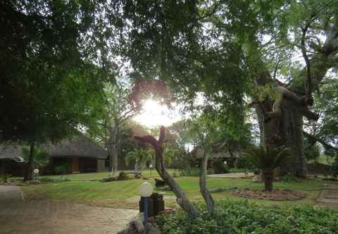 Khác Maswiri Hayoma Lodge