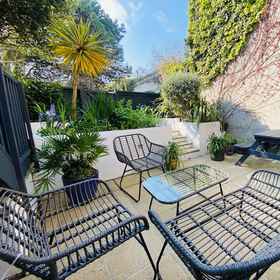 Primary image1The Garden Apartment,Deviock飯店