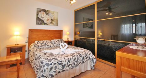 Others 2 1010 Apartment Kika