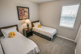 Others 4 Beautiful furnished 3 bedroom Allen Home