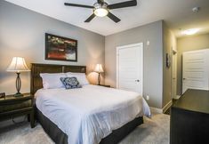 Lain-lain 5 Frisco Furnished apts.