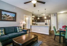 其他 3 Frisco beautifully furnished 2 br apt