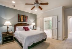 Khác 2 Stylish 3 bedroom Town Home at shops at