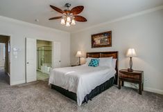 Lain-lain 2 Beautifully furnished TownHome at shops