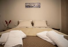 Others 3 Danai Studio