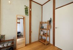 Others 2 Comma House Nakano