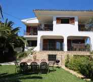 Lain-lain 4 Only 100m to the Beach! Spacious Villa With Private Pool - 12 People