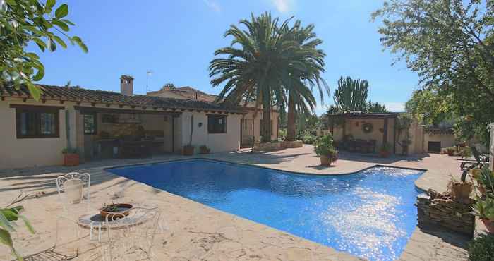 Others Private & Luxurious Villa With Pool - Lots of Space & Short Walk to the Sea