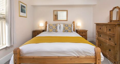 Lain-lain 2 Salt Lane Apartments