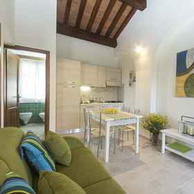 Primary image 1 猫公寓酒店, Procchio Beach 酒店