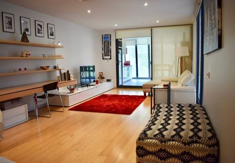 Others Spacious 1 Bedroom Apartment in the Heart of Melbourne's CBD